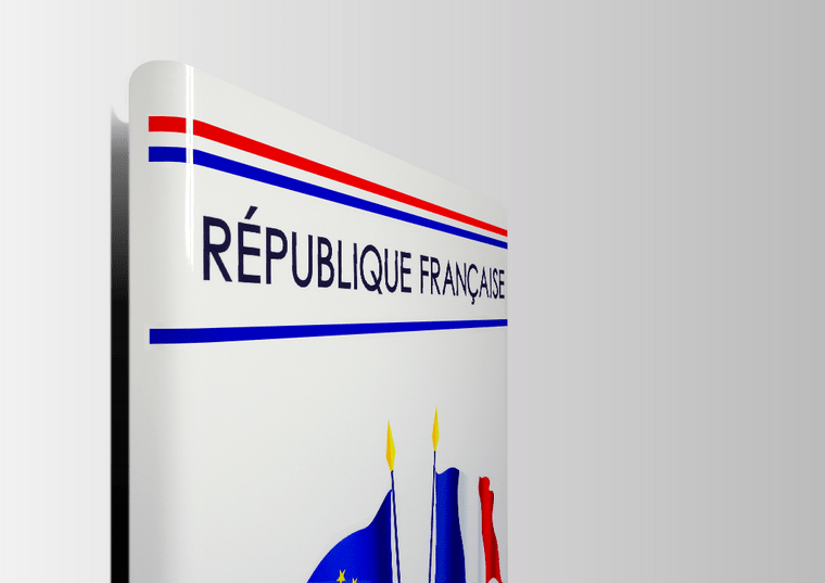 Plaque pavoisement ecoles drapeaux france et europe